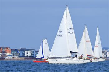 Exe Sailing Club Champagne Challenge