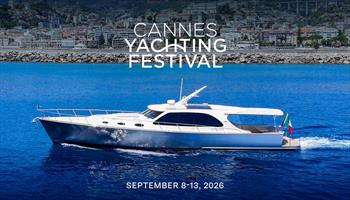 Experience Palm Beach Motor Yachts at Cannes
